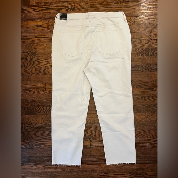 J. Crew | NWT | Women’s | Stovepipe Straight |‎  Jean | Stretch+ | White | 35 - Picture 5 of 7